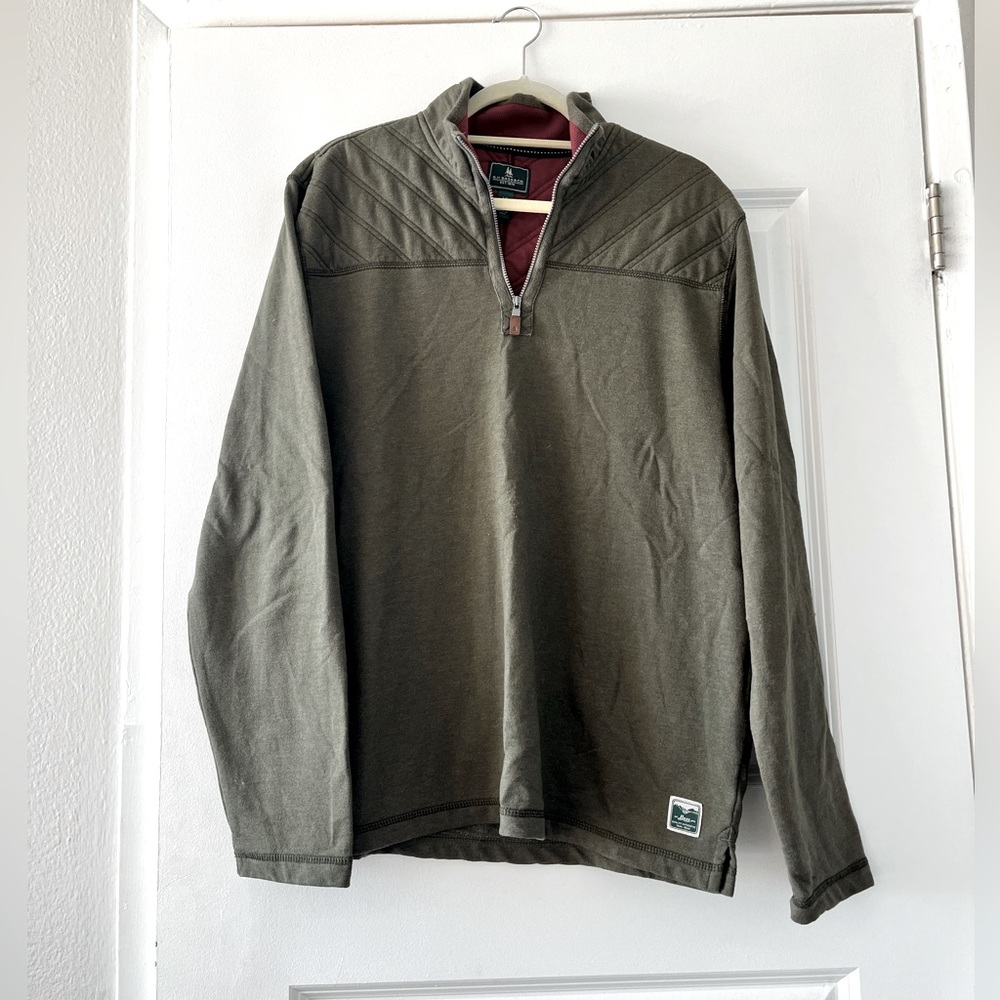 Men’s olive green pullover
